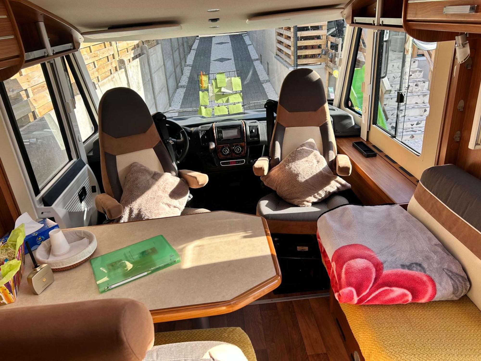 Terrain De Loisirs En Plein Centre De Lievin Camping Car Exterior foto